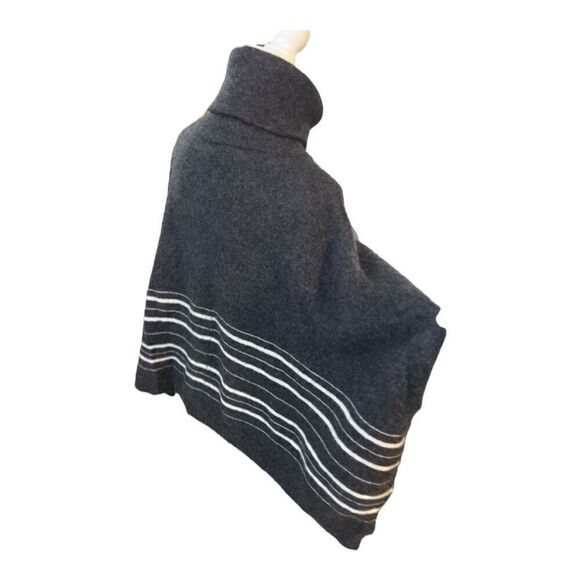 360 Cashmere Gray White Striped Turtleneck Poncho Size Small 100% Cashmere Women - Picture 12 of 14